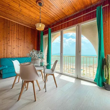 Apartment Athena Sea Front Apartment, Parking & Pool Lago Patria
