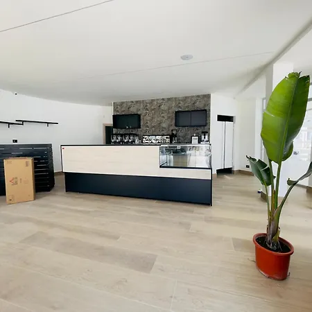 Apartment Athena Sea Front Apartment, Parking & Pool